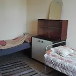 вилна зона златни пясъци, спирка ален мак Vendégház