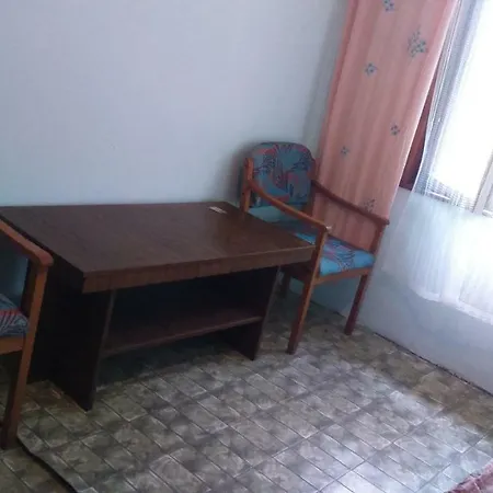 вилна зона златни пясъци, спирка ален мак Warna