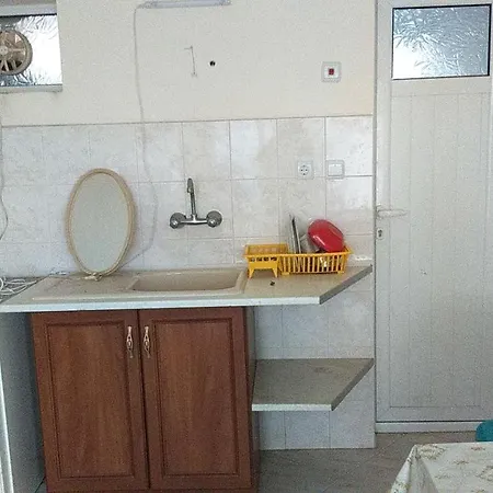 вилна зона златни пясъци, спирка ален мак Warna