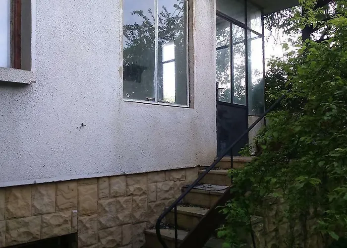 Gasthof вилна зона златни пясъци, спирка ален мак *